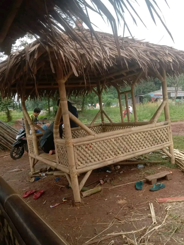 Detail atap gazebo